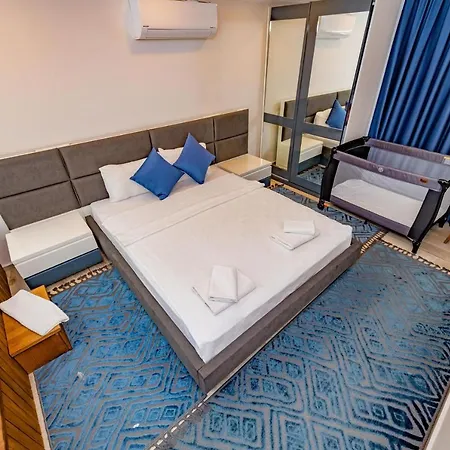 Citrus Hotel *